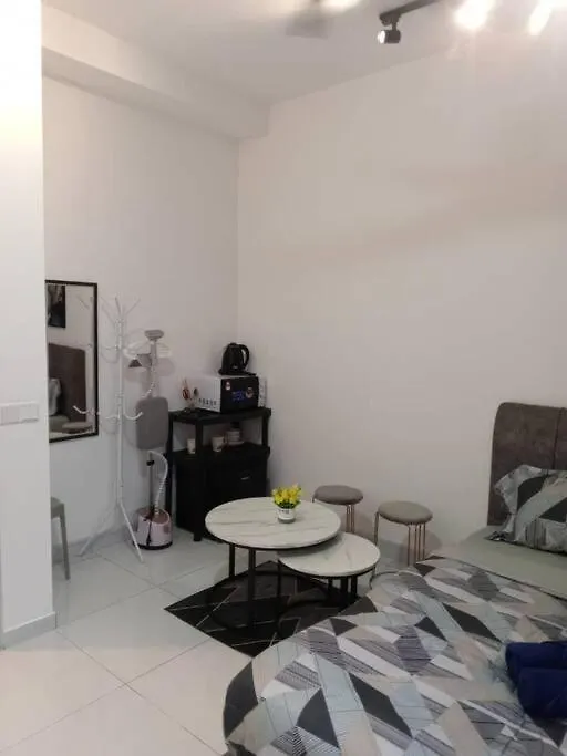 Sky Trees 2 Guests With Nflix Private Car Park High Floor B22B Apartment Johor Bahru